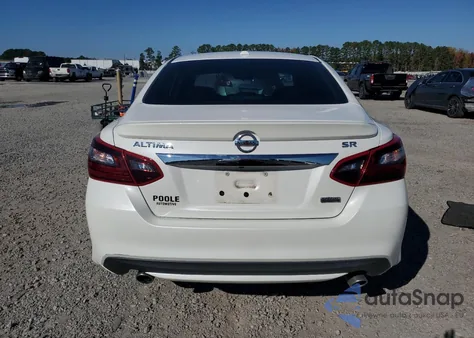 2018 Nissan Altima 2.5 из США, поврежденный, VIN 1N4AL3AP7JC245280